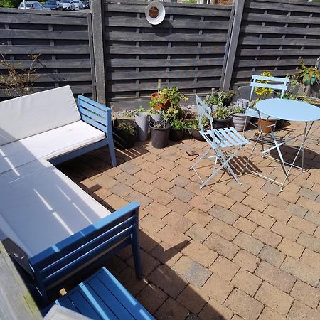 Cosy Annex Close To Leeds Airport Guiseley Exterior photo