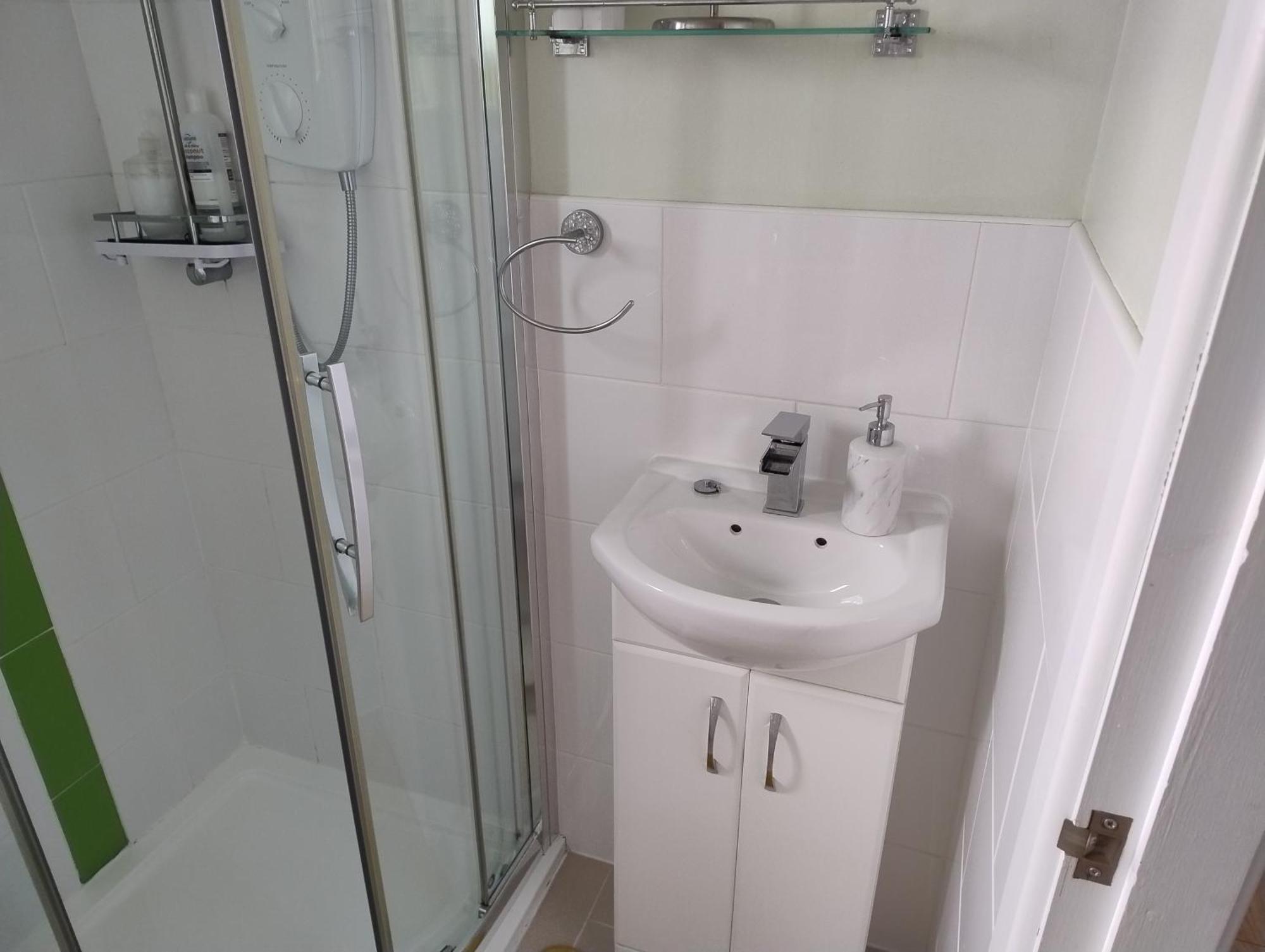 Cosy Annex Close To Leeds Airport Guiseley Exterior photo